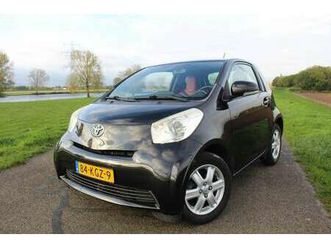 1.0 vvt-i automaat | leder | airco 82.500 kilomete