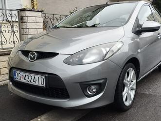 mazda 2 1,6 cd 90, 2010 god.
