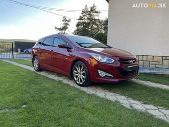 hyundai i40 cw 1.7 crdi za 5 800 €