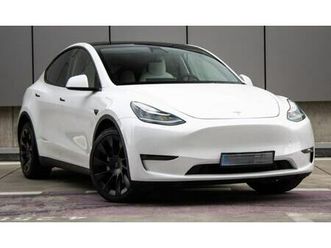 tesla model y long range, 2021 god.