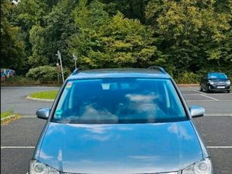 vw toura ,geräumiges und gepflegtes familienauto mit 7 sitzen