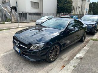 mercedes e 220 d coupé 4matic – dark series