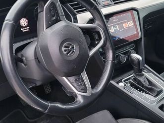 VOLKSWAGEN PASSAT SW vw-passat-variant-2-0-tdi-r-line-dsg