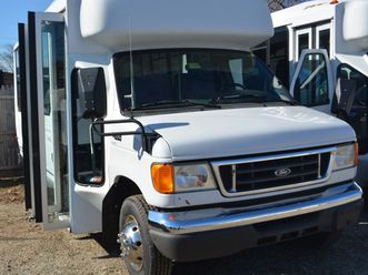 2005 ford e-series van e350 super duty cutaway van