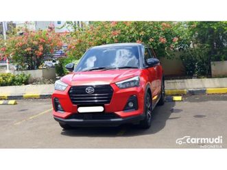 2022 daihatsu rocky 1.0 r tc suv merah km 9 ribuan matic
