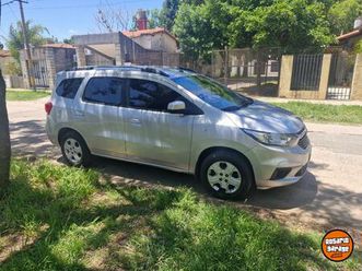 vendo chevrolet spin lt 1.8 2022 con gnc