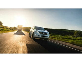 toyota land cruiser prado an. 2017