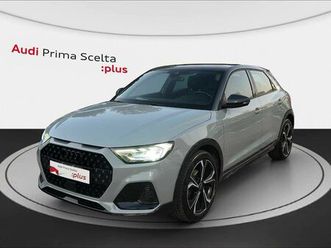 a1 citycarver 30 1.0 tfsi identity contrast 110cv s-tronic