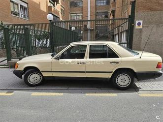 mercedes-benz 260
