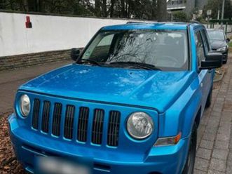 jeep patriot 2.5l lpg gas knallblau ...