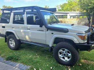 4.5d-4d lx v8 station wagon