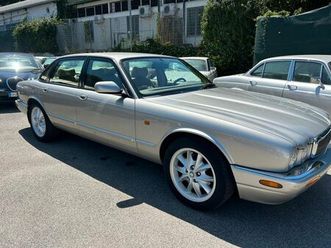 jaguar xj xj8 3.2 cat