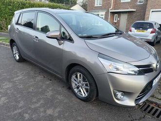 1.6 d-4d active euro 5 (start/stop) 5dr