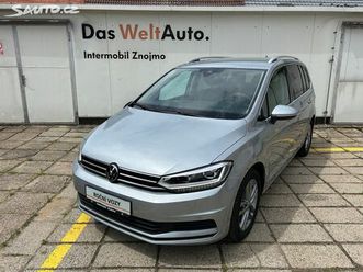 volkswagen touran love 2,0tdi 110kw dsg
