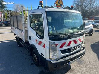 renault maxity 2.5 dci 136 ch