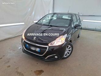 peugeot 208 / 157eurosmois ou 8390euros / 1l6 hdi 75cv premium bvm5 pack affaire / 2 places / clim / ecran tactile / car play / 1 ère main