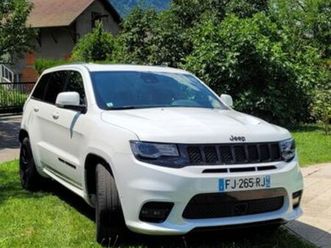 voiture jeep grand cherokee srt 8
