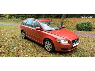 vends volvo v50 diesel d3 150ch kinetic geartronic, 2011, 283000km