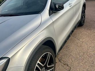 mercedes gla 220d 170ch fascination amg / toit ouvrant/camera/sieges chauffants