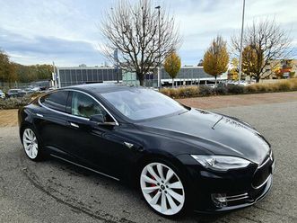 model s 85 d performance + free supercharge, batterie im august von tesla ersetzt.