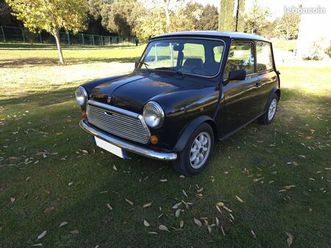 mini mayfair 1989 – 50 000 km d’origine – noire/toit blanc