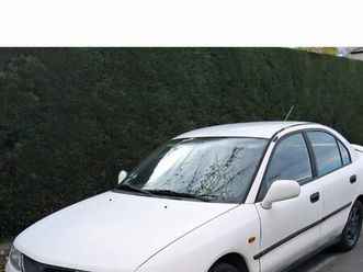 mitsubishi carisma 1.6 essence – 99 ch – très bon état