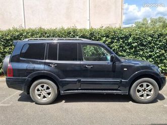 mitsubishi pajero 3.5 v6 • boîte auto • 7 places • 116 000 km • entretien irréprochable