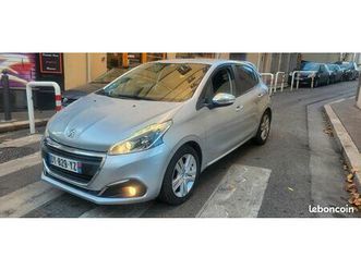 peugeot 208-i phase-ii 1.2 vti 82cv style 5 portes ct ok