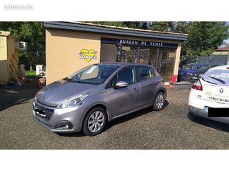 peugeot 208 essence