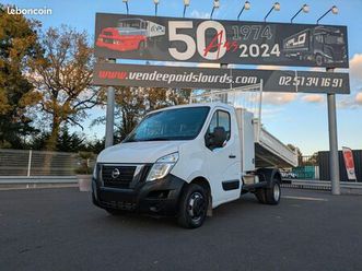 nissan 25.900 ht - nv400 2.3l 165ch benne