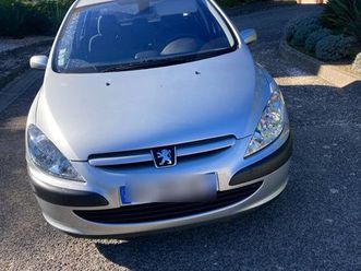 véhicule peugeot 307 du 11/2002 automatique essence 52000 kms tout options