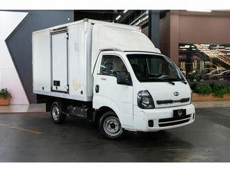 kia motors bongo k-2500 2.5 4x2 tb diesel 2015