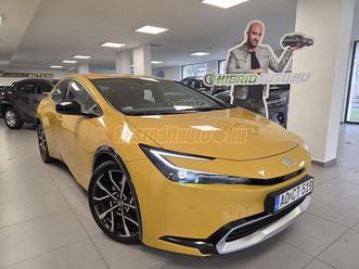toyota prius 2.0 phv prestige e-cvt gyári garancia! friss szerviz