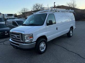 2011 ford e-350 work van