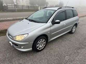 peugeot 206 1.4 sw s-metano-ok neopatentati