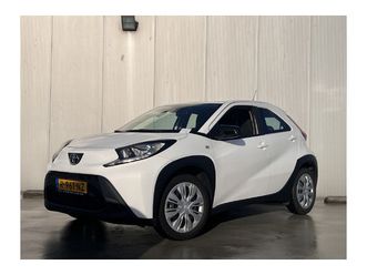 1.0 vvt-i s-cvt play automaat