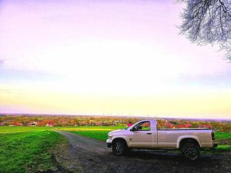 dodge ram 1500 singlecap