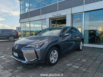 ux 250h hybrid auto fari led navi retrocamera cruise