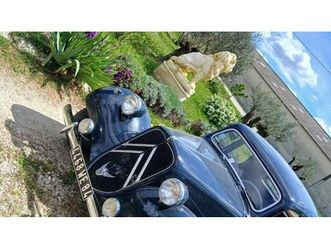1955 citroen traction avant bleu foncé manuel, 4 vitesses...