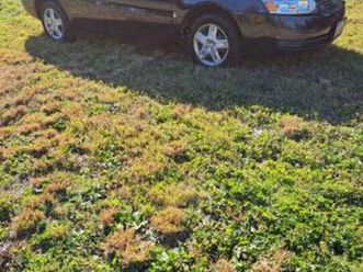 2007 saturn ion 2-2nd owner-stick shift