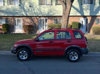 2002 chevy tracker zr2 4x4