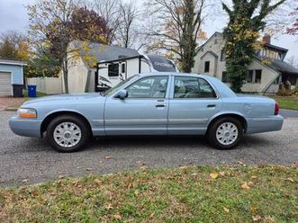 2005 mercury marquis ls 39k miles