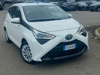 toyota aygo 1.0 vvt-i 72 cv 5 porte x-cite