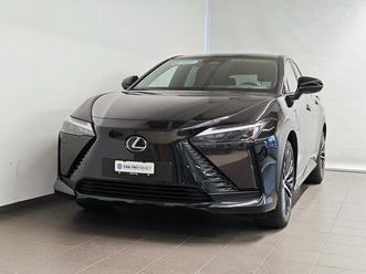 lexus rz 450e comfort: réserver un essai sur route !