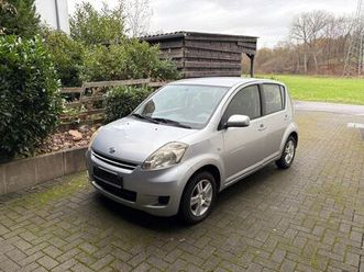 daihatsu sirion 1,3 automatik 125.000 km s...