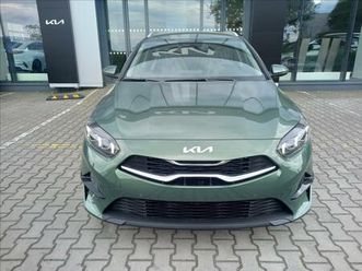 kia ceed sw cd 1,5 t-gdi gpf top