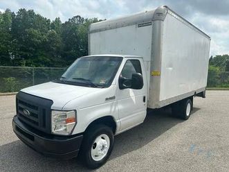 2018 ford econoline e350 16ft box truck 83k miles