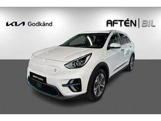 advance 64kw 204hk - godkänd, backkamera, nav