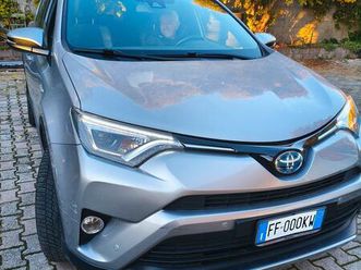 toyota rav4 2,5 hybrid