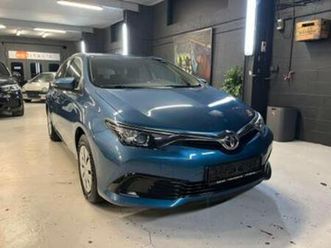 ② toyota auris **12mois de garantie** — toyota — 2ememain
